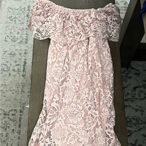 Maternity maxi dress blush